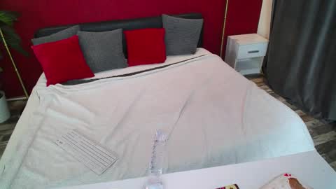 lexiladyx online show from 02/12/25, 08:40