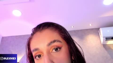 Snapshot of lexivie chatting on 01/24/25, 06:57 lexivie online show from 01/24/25, 06:57