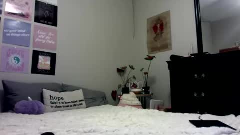 Snapshot of lexwyoex chatting on 10/23/25, 11:53 lexwyoex online show from 10/23/25, 11:53