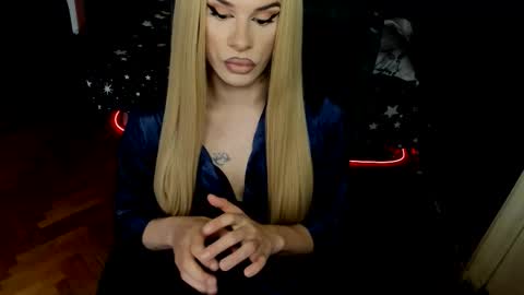 eva lexy you may call me Miss online show from 10/15/25, 09:53