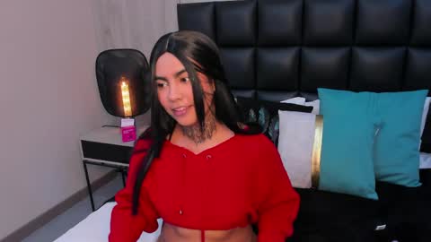 LEXY  online show from 05/06/26, 02:44