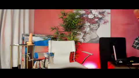 Snapshot of lexy_nova12 chatting on 03/28/26, 12:10 megan online show from 03/28/26, 12:10