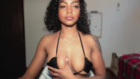 Snapshot of lexy_squirt_queen chatting on 02/04/26, 01:17 LEXY - Independent account online show from 02/04/26, 01:17