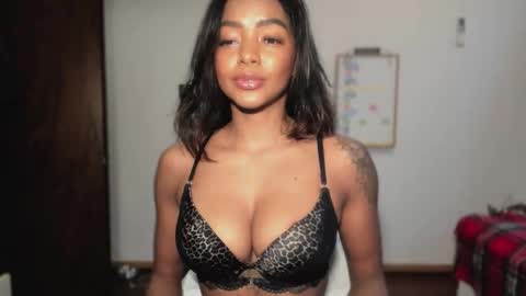 Snapshot of lexy_squirt_queen chatting on 02/09/26, 02:10 LEXY - Independent account online show from 02/09/26, 02:10