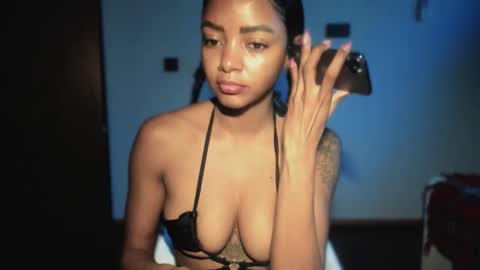 Snapshot of lexy_squirt_queen chatting on 03/16/26, 12:31 LEXY - Independent account online show from 03/16/26, 12:31