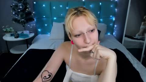 Lexy online show from 01/20/25, 09:24