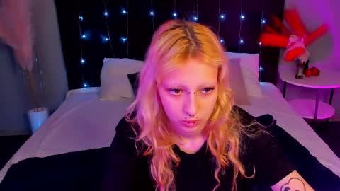 Lexy online show from 01/24/25, 10:21