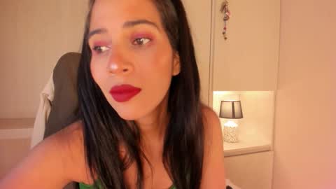 Snapshot of lexyquinn_ chatting on 02/22/26, 04:02 L I A online show from 02/22/26, 04:02