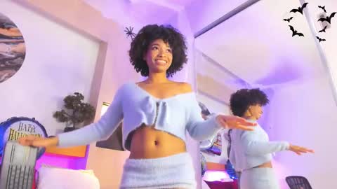 Snapshot of lexyskye chatting on 10/25/25, 01:51 lexyskye online show from 10/25/25, 01:51