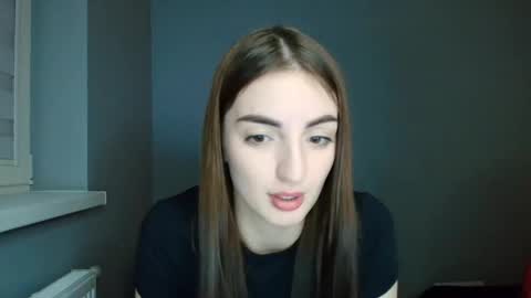 Snapshot of leya_soft chatting on 01/18/26, 08:01 leya_soft online show from 01/18/26, 08:01