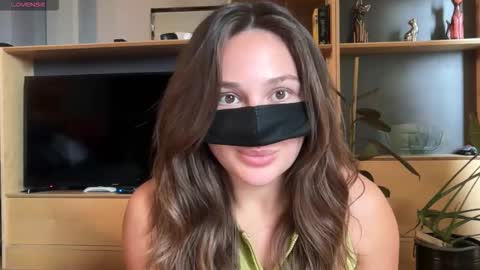 Snapshot of leyla_on_sport chatting on 10/05/25, 05:28 Leyla online show from 10/05/25, 05:28