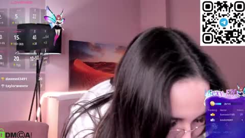 Snapshot of leylamirage chatting on 04/18/26, 07:07 leylamirage online show from 04/18/26, 07:07