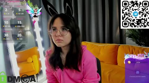 Snapshot of leylamirage chatting on 04/19/26, 12:15 leylamirage online show from 04/19/26, 12:15