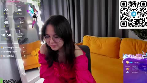 Snapshot of leylamirage chatting on 04/19/26, 06:10 leylamirage online show from 04/19/26, 06:10