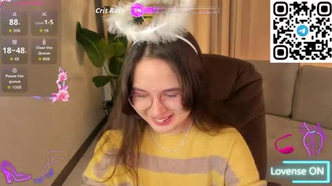 Snapshot of leylamirage chatting on 05/11/26, 12:22 leylamirage online show from 05/11/26, 12:22