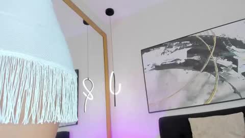 Leyla online show from 05/08/26, 07:41