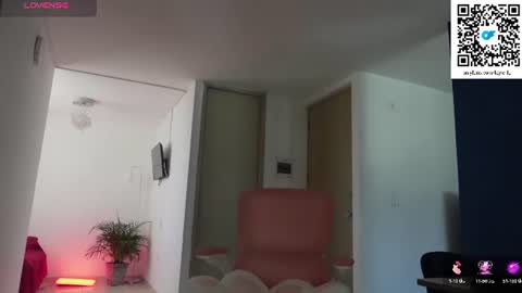 Snapshot of leyre_lerr chatting on 07/07/26, 01:59 Jessica online show from 07/07/26, 01:59