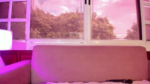 Snapshot of lezy_ chatting on 09/10/25, 07:47 LEZY online show from 09/10/25, 07:47