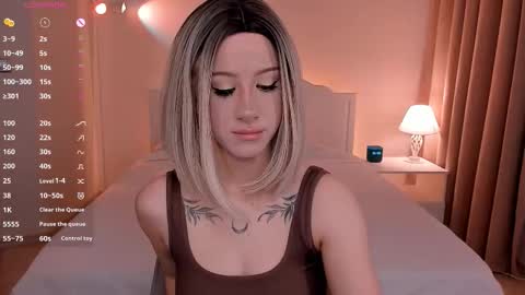 Lisa online show from 11/13/25, 05:28