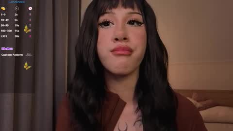 Lisa online show from 11/28/25, 04:26