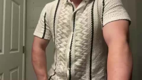 Snapshot of lhotboyl chatting on 10/16/25, 06:09 lhotboyl online show from 10/16/25, 06:09