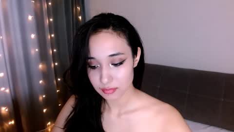 Snapshot of li_noen chatting on 02/05/25, 04:37 Li online show from 02/05/25, 04:37