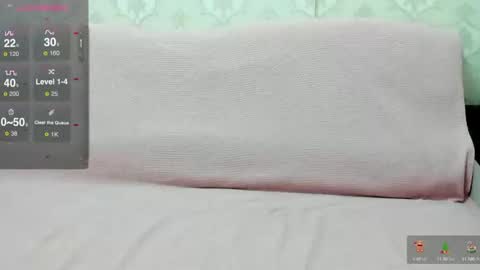 Snapshot of lia1243756 chatting on 12/20/24, 07:12 LEANNAA online show from 12/20/24, 07:12