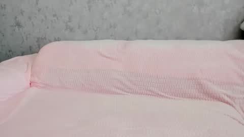 Snapshot of lia1243756 chatting on 11/08/25, 05:40 LEANNAA online show from 11/08/25, 05:40