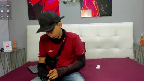 lia78couple online show from 06/15/26, 08:33