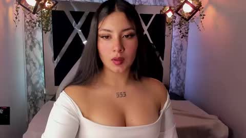 Lia  online show from 12/31/24, 11:31