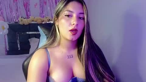 Lia  online show from 10/02/25, 09:11