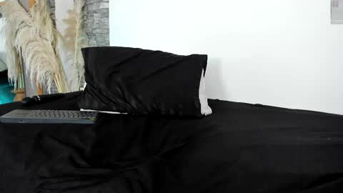 Snapshot of lia__james chatting on 03/07/26, 04:37 Lia James online show from 03/07/26, 04:37