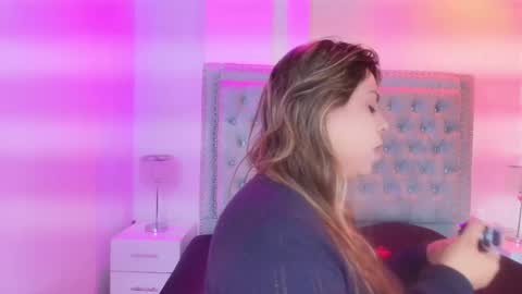 Lia  online show from 05/12/26, 03:03