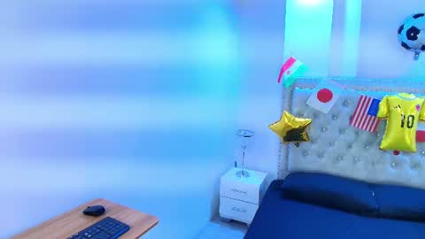 Lia  online show from 06/18/26, 03:29