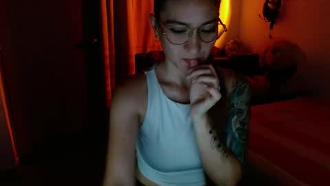 liliana online show from 05/05/26, 05:37