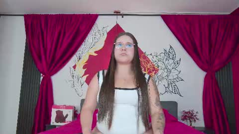 Lia Avalon online show from 06/23/26, 11:41