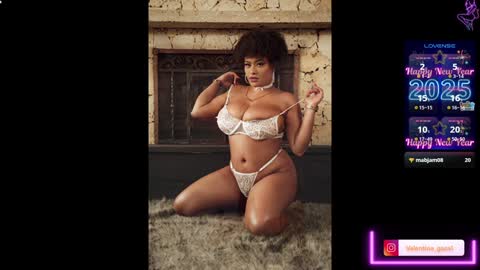 Snapshot of lia_daniiels01 chatting on 01/08/25, 06:41 V A L online show from 01/08/25, 06:41