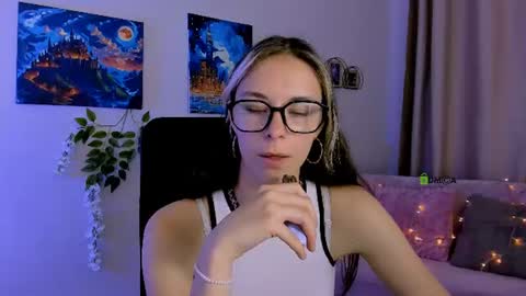 lia_dream_ online show from 07/28/26, 02:13