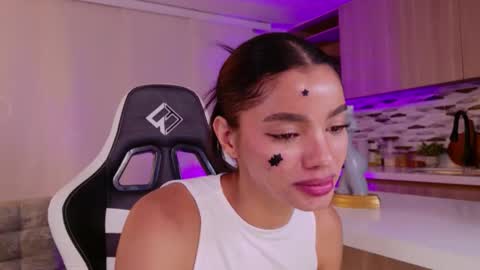 Snapshot of lia_girl2 chatting on 02/28/26, 04:35 Lia online show from 02/28/26, 04:35