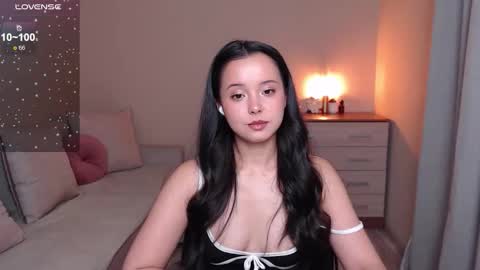 Snapshot of lia_hetty chatting on 10/11/25, 05:00 L I A online show from 10/11/25, 05:00
