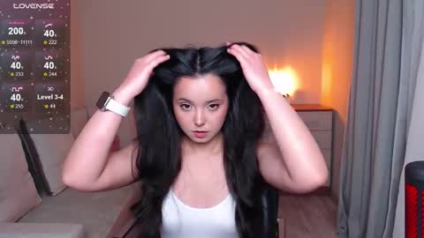 L I A online show from 11/25/25, 05:02