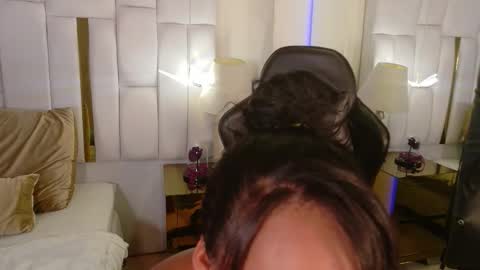 Snapshot of lia_mariana chatting on 10/01/25, 06:25 lia_mariana online show from 10/01/25, 06:25