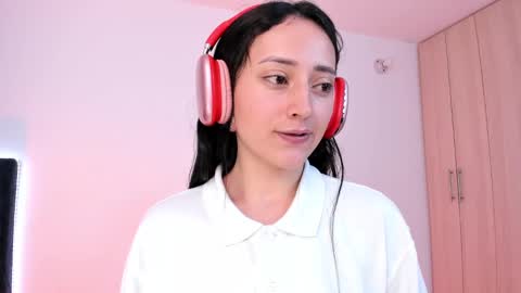 Little Queen Lia  online show from 01/19/25, 02:57