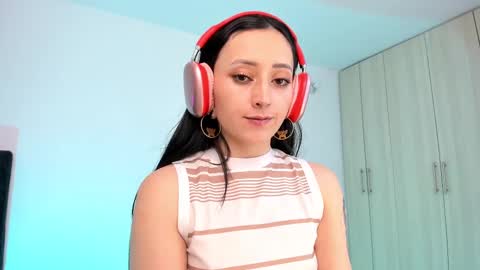 Little Queen Lia  online show from 02/16/25, 07:38