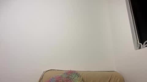 Little Queen Lia  online show from 05/13/26, 01:14