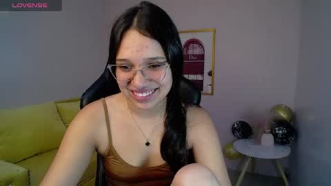lia_rose_ch online show from 07/03/26, 12:22