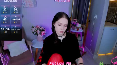 Lia online show from 01/29/25, 12:12