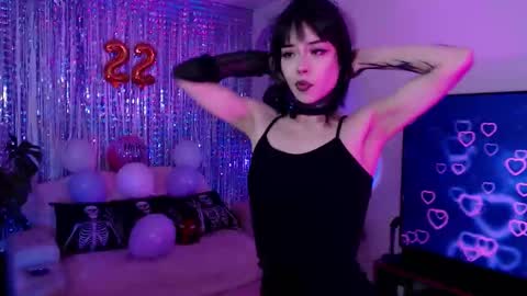 Snapshot of liaa_rodriguezz chatting on 09/15/25, 09:37 Liaa  online show from 09/15/25, 09:37