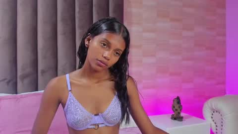 Snapshot of liaa_taylor1 chatting on 03/12/25, 07:28 Lia online show from 03/12/25, 07:28