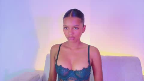 Snapshot of liaa_taylor1 chatting on 05/24/26, 08:14 Lia online show from 05/24/26, 08:14